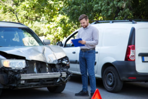 Finding the Best Car Crash Lawyers in Long Island
